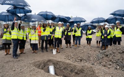 Science Minister breaks ground at Milton Park and joins relaunch of OIS